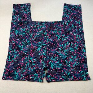 LuLaRoe Geometric Leggings - Size Tall & Curvy (12-18)